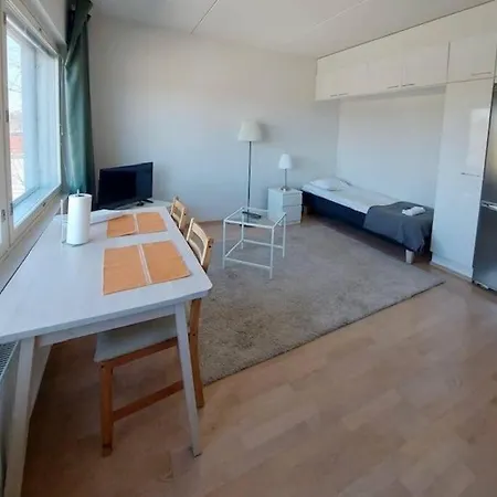 Apartment Kotimaailma - Valoisa Kalustettu Yksioe Espoossa Espoo